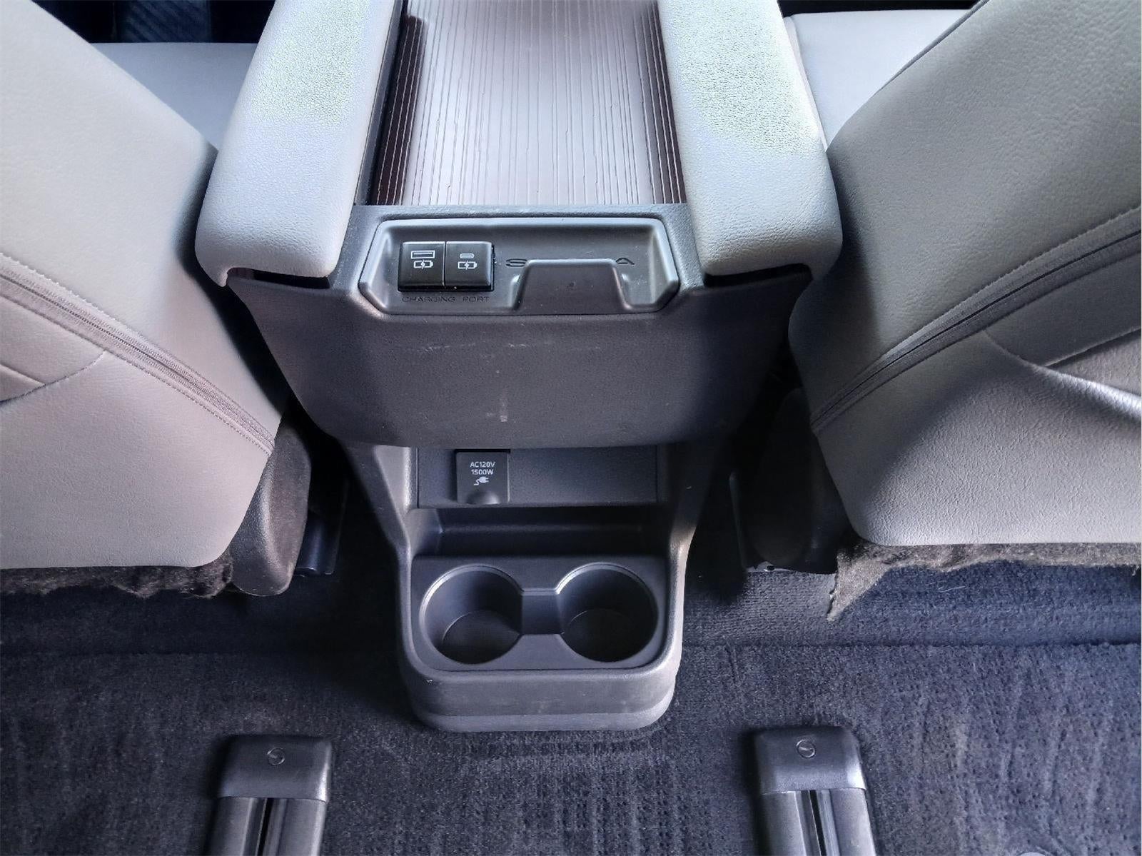 2024 Toyota Sienna XLE 7-Passenger