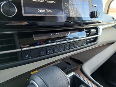 2024 Toyota Sienna XLE 7-Passenger