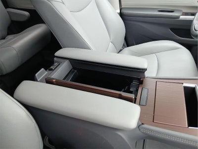 2024 Toyota SIENNA MINIVAN