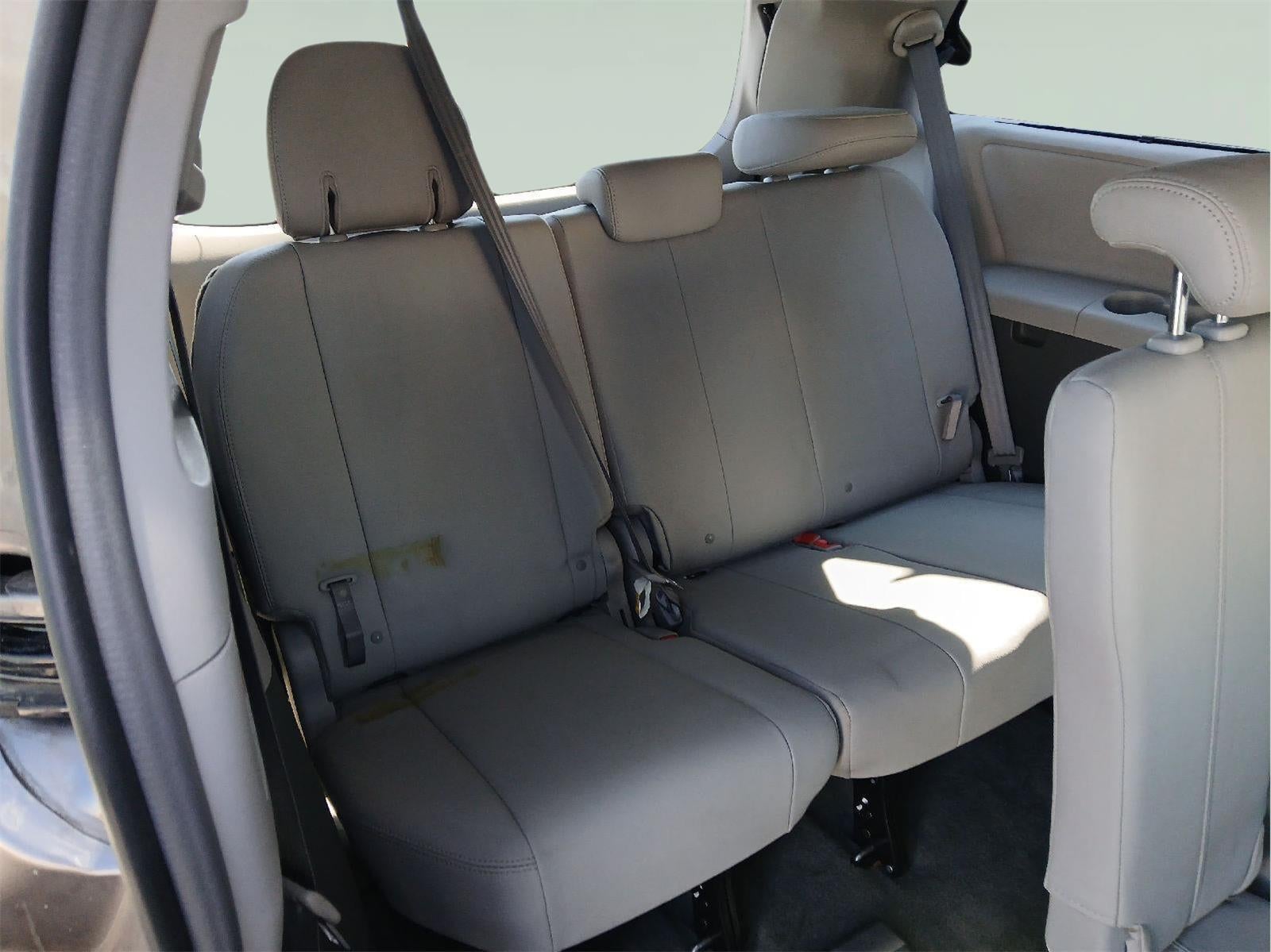 2017 Toyota Sienna XLE 8-Passenger
