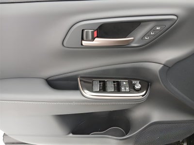 2025 Toyota Crown Signia XLE