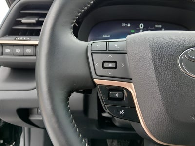 2025 Toyota Crown Signia XLE