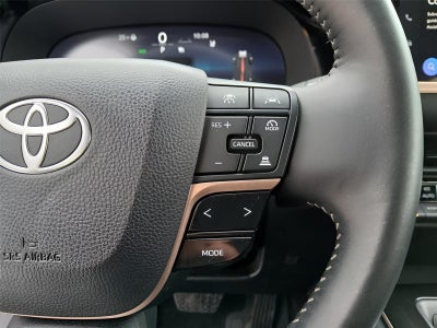 2025 Toyota Crown Signia XLE