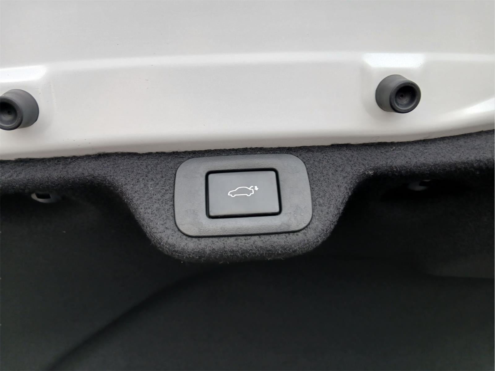 2025 Toyota CROWN PLATINUM AWD **FLEX BUY $595/Monthly**