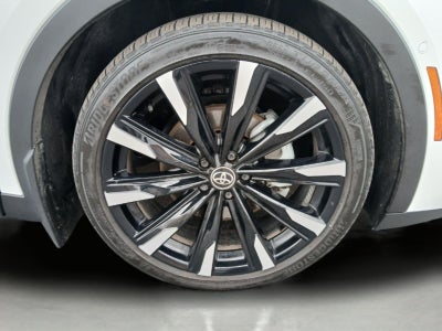 2025 Toyota CROWN PLATINUM AWD **FLEX BUY $595/Monthly**