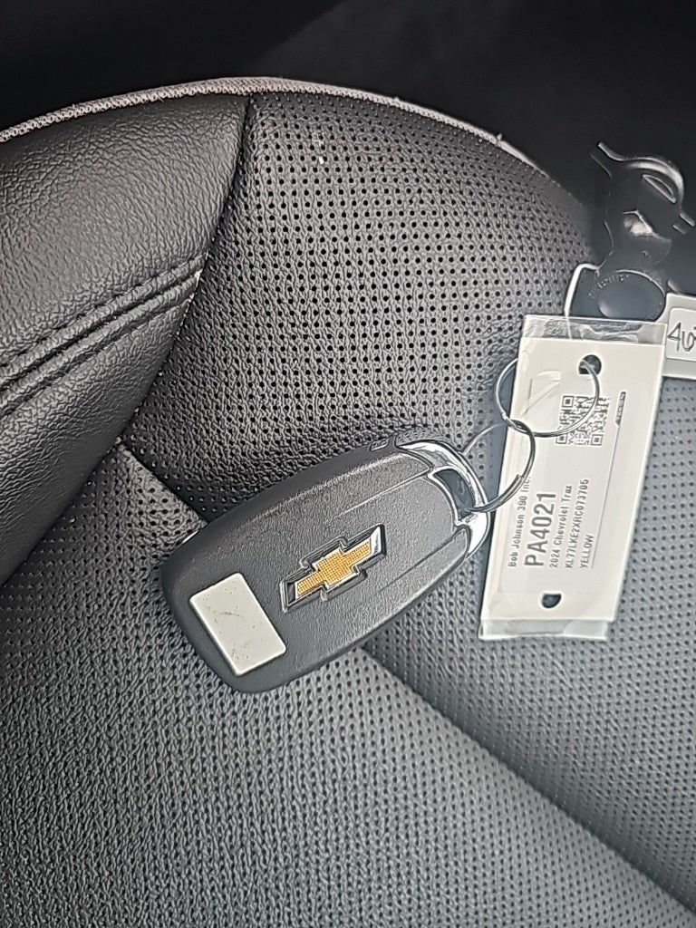 2024 Chevrolet Trax ACTIV Fully Loaded w/Sunroof!! Fresh Trade! CarBravo Cer