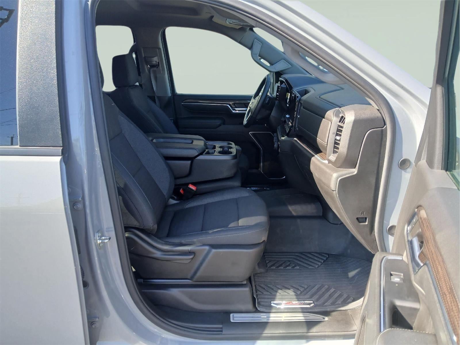 2024 Chevrolet Silverado HD LT