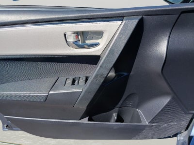 2017 Toyota COROLLA LE