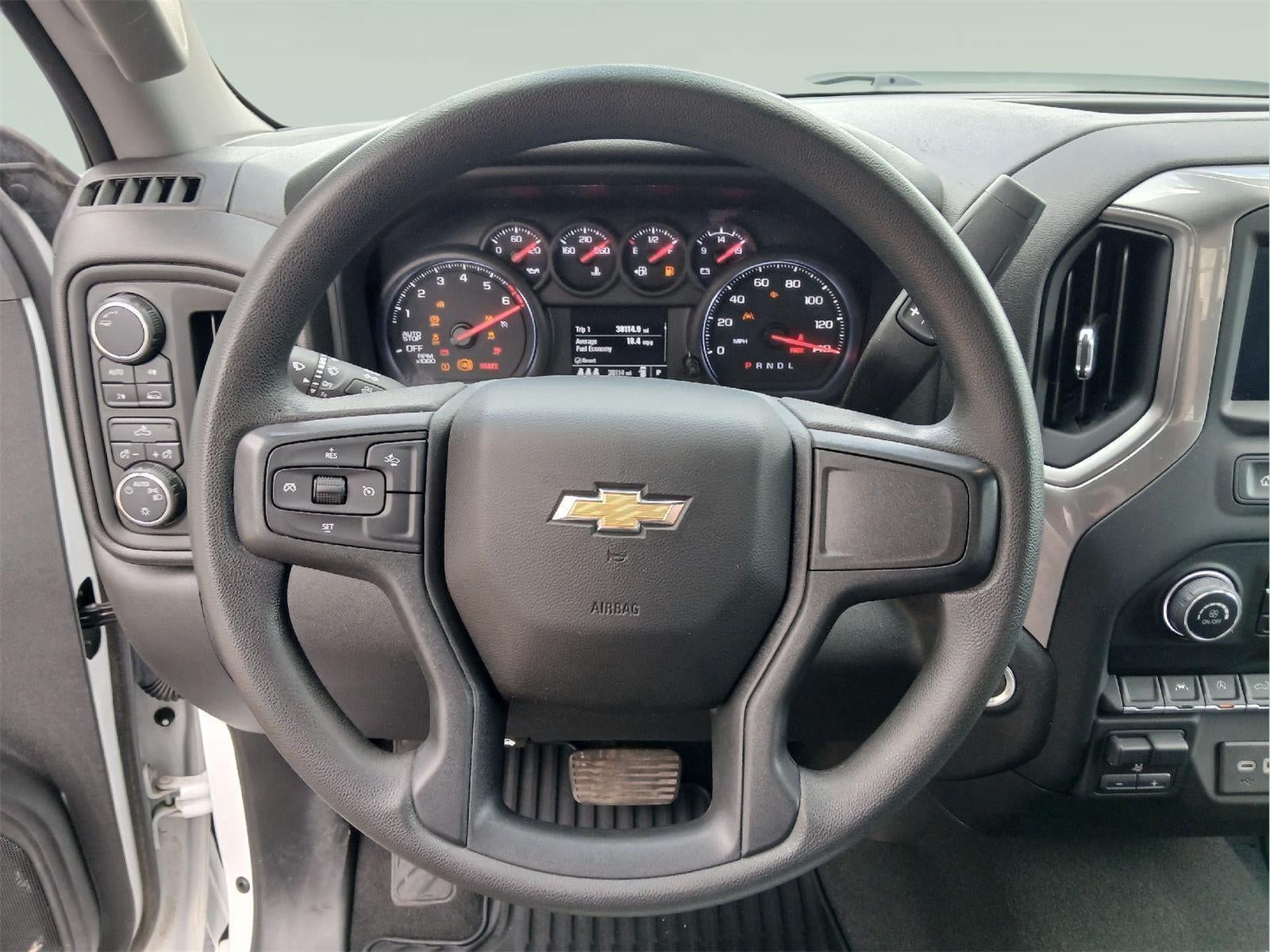 2024 Chevrolet Silverado Custom