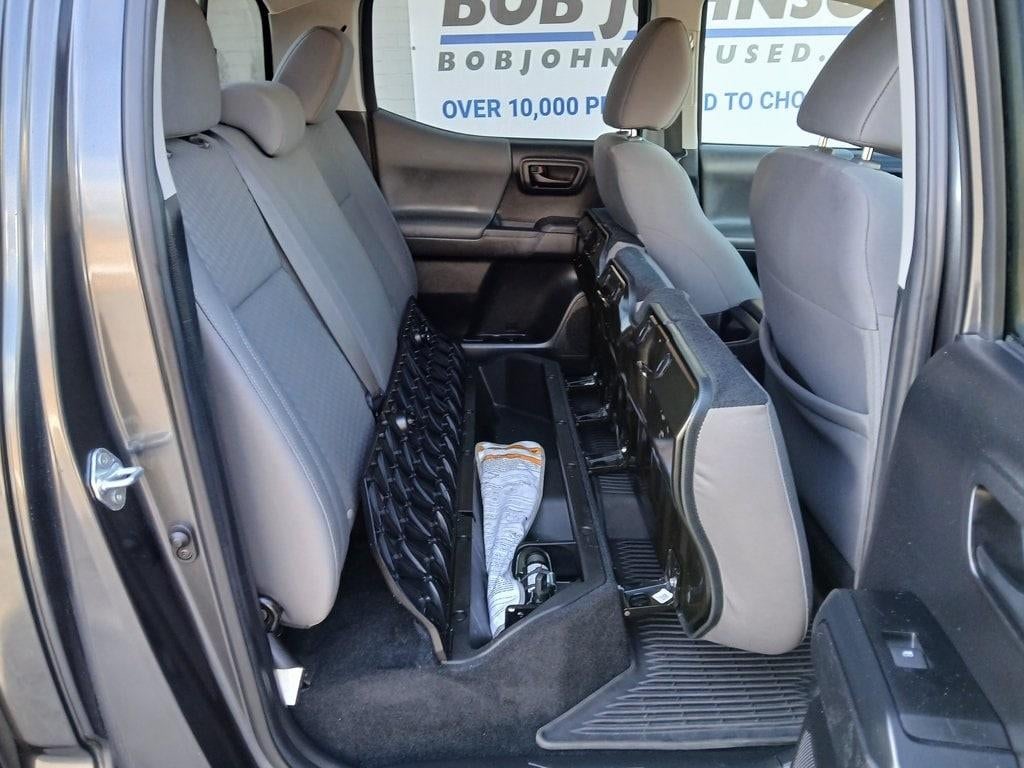 2023 Toyota TACOMA SR SR5