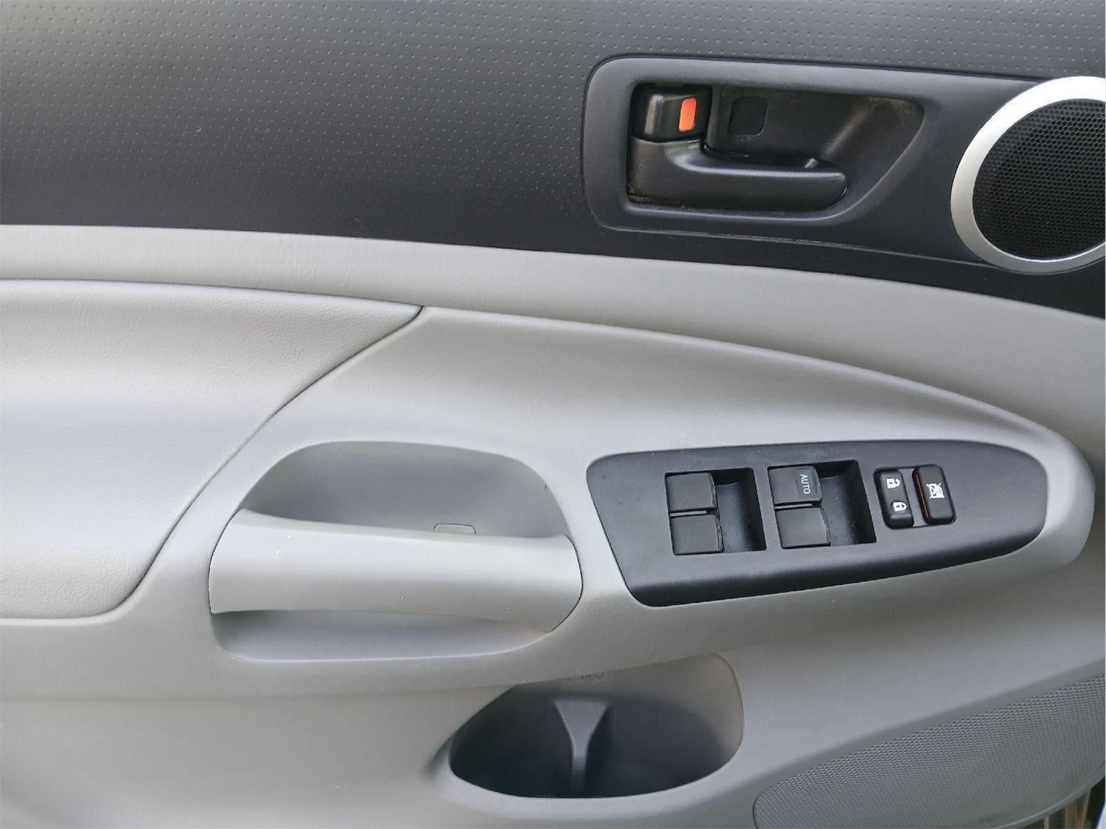 2014 Toyota Tacoma DOUBLE CAB 4X4