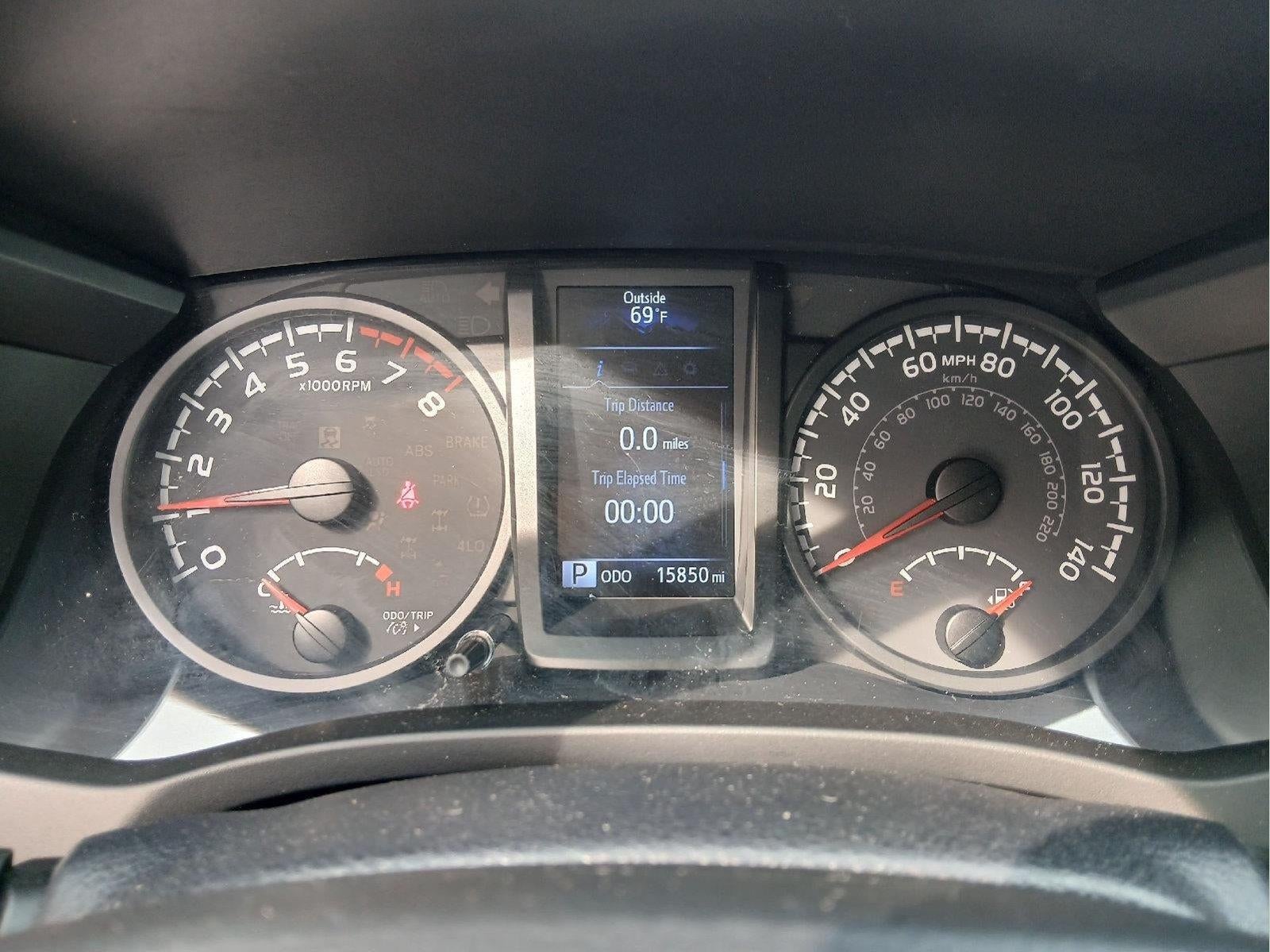 2021 Toyota TACOMA SR SR V6