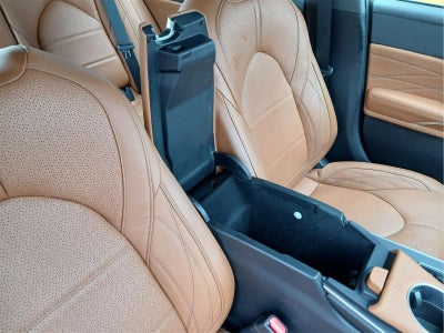 2022 Toyota AVALON Limited