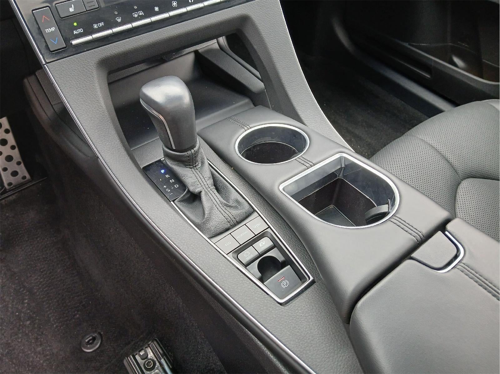 2022 Toyota AVALON HYBRID XSE Nightshade