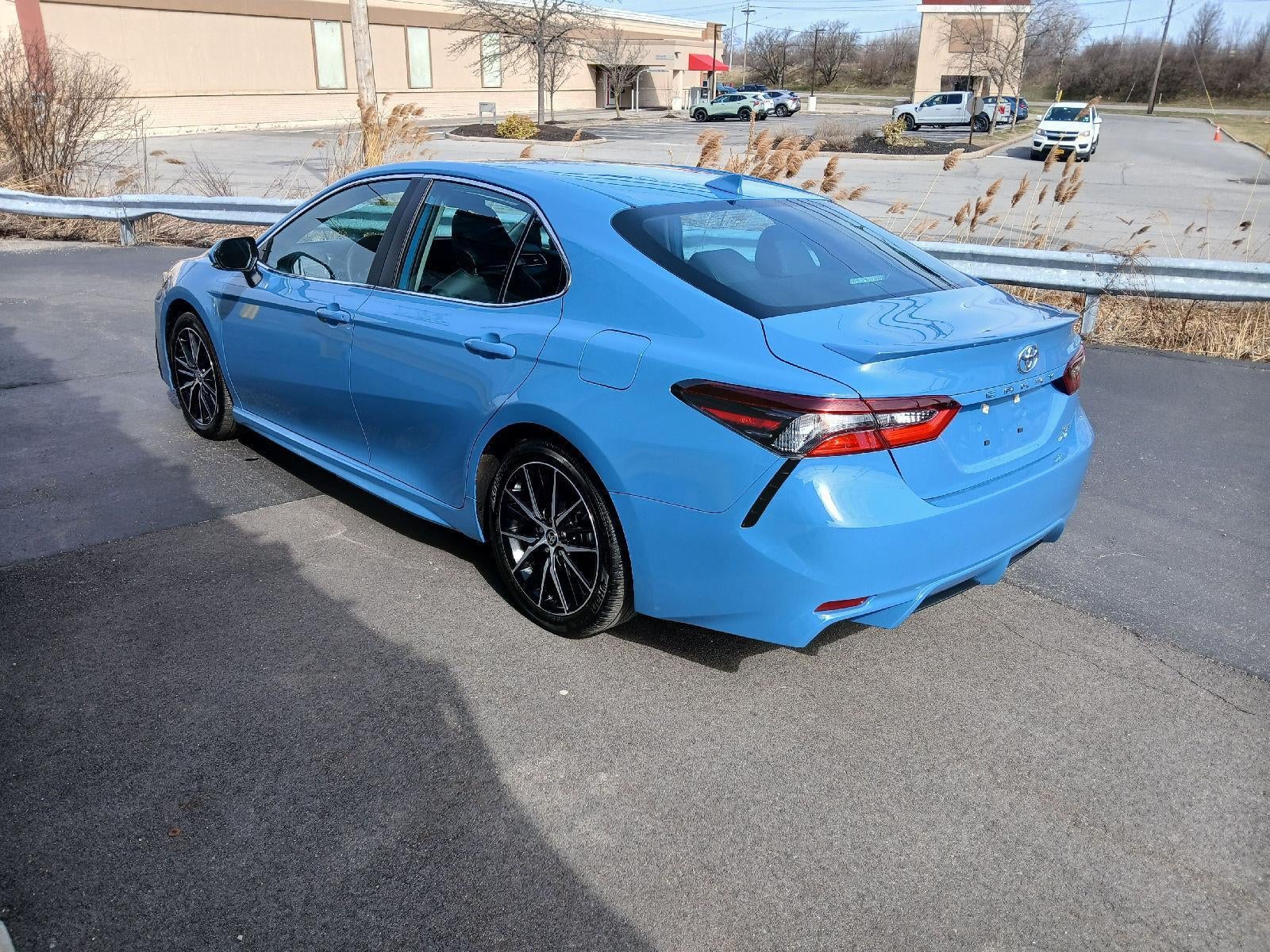 2024 Toyota CAMRY SE