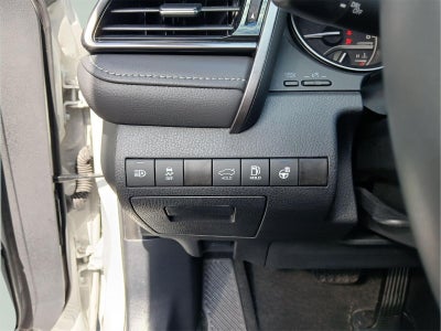 2024 Toyota Camry SE AUTO AWD