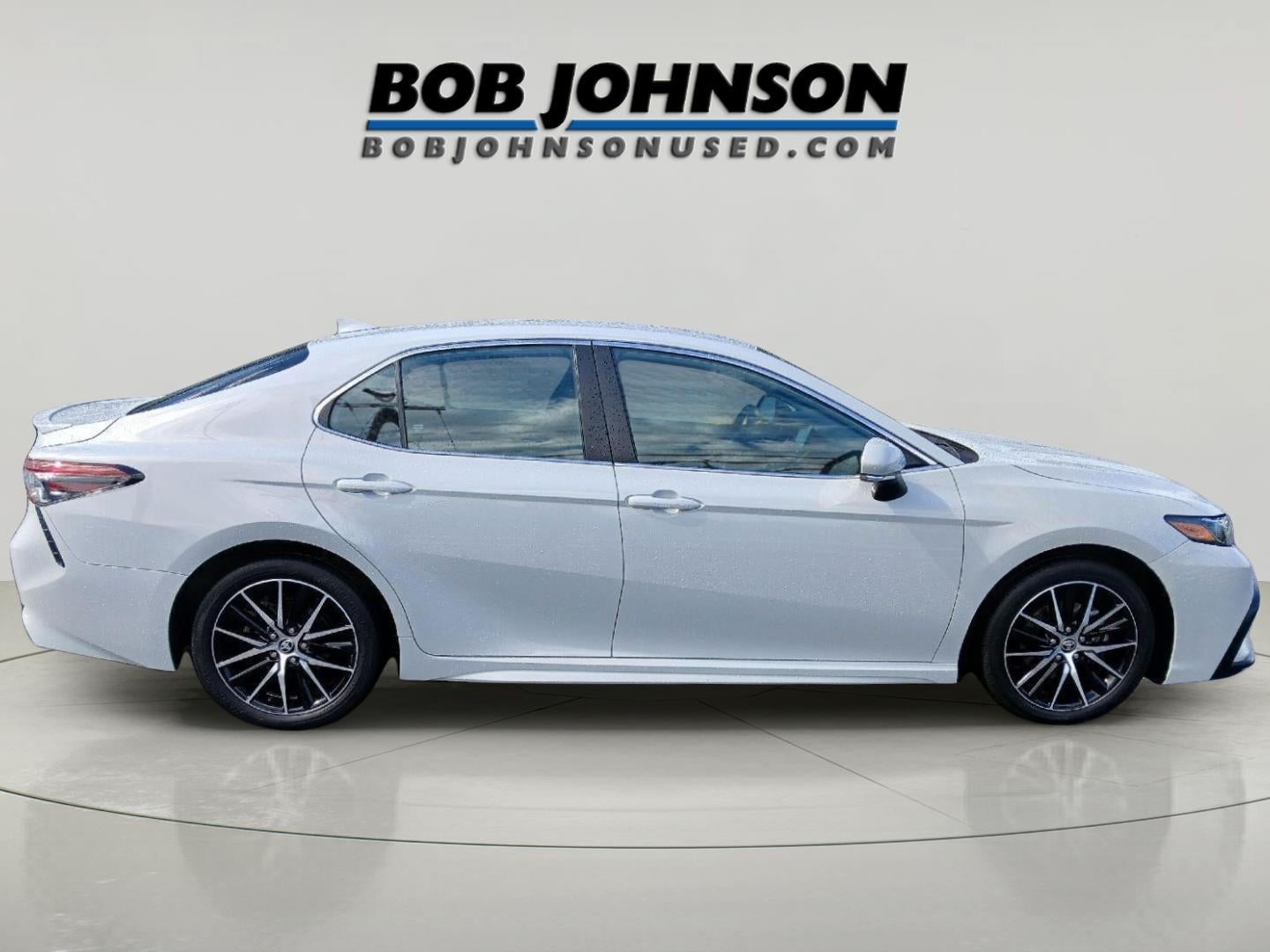 2024 Toyota Camry SE AUTO AWD