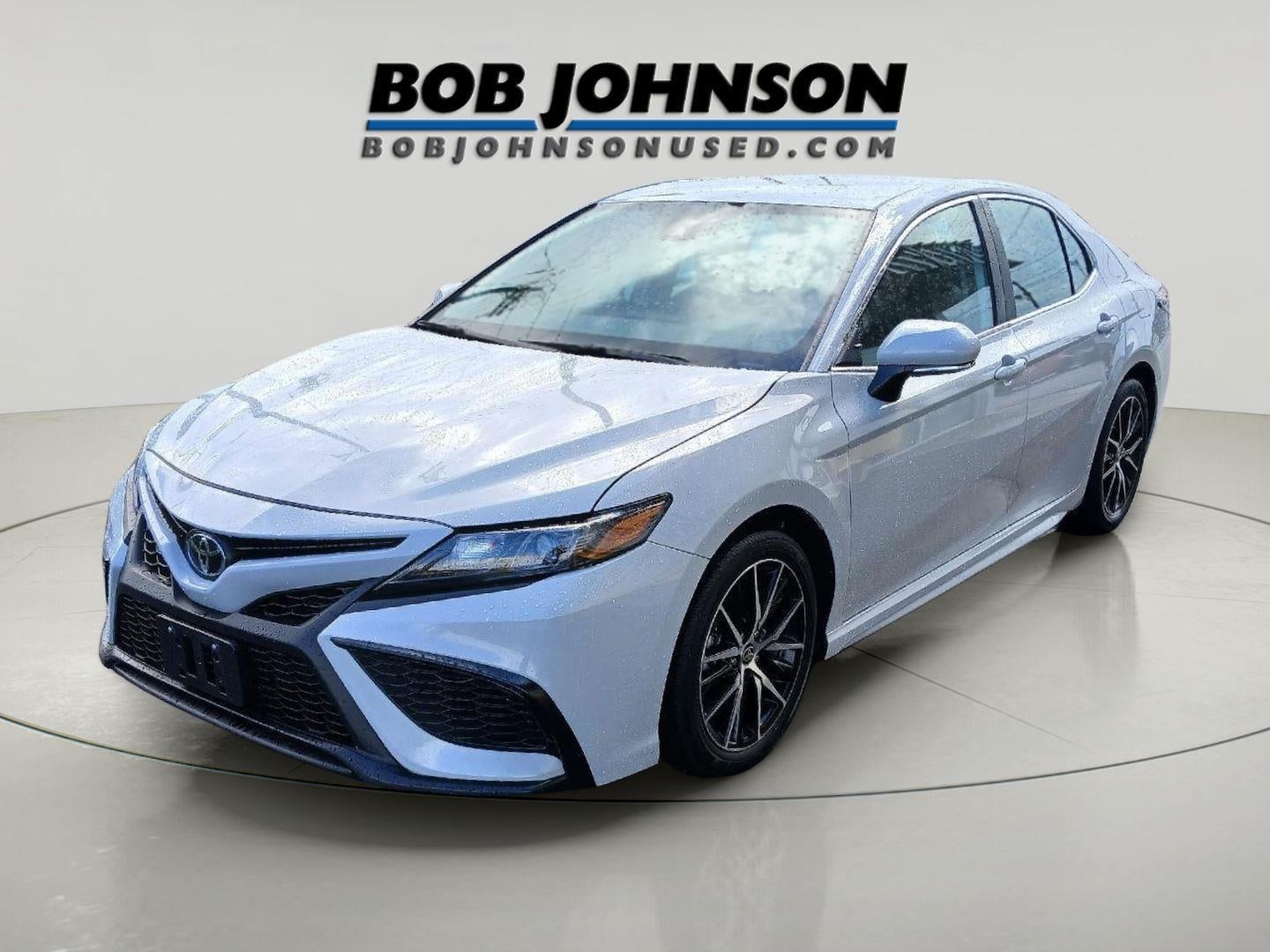 2024 Toyota Camry SE AUTO AWD