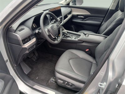 2024 Toyota GRAND HIGHLANDER Limited