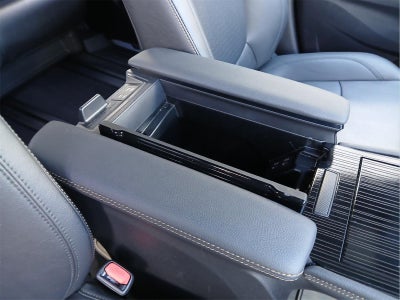 2025 Toyota Sienna Woodland Edition