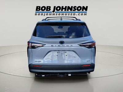 2025 Toyota Sienna Woodland Edition