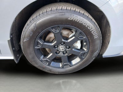 2025 Toyota Sienna Woodland Edition