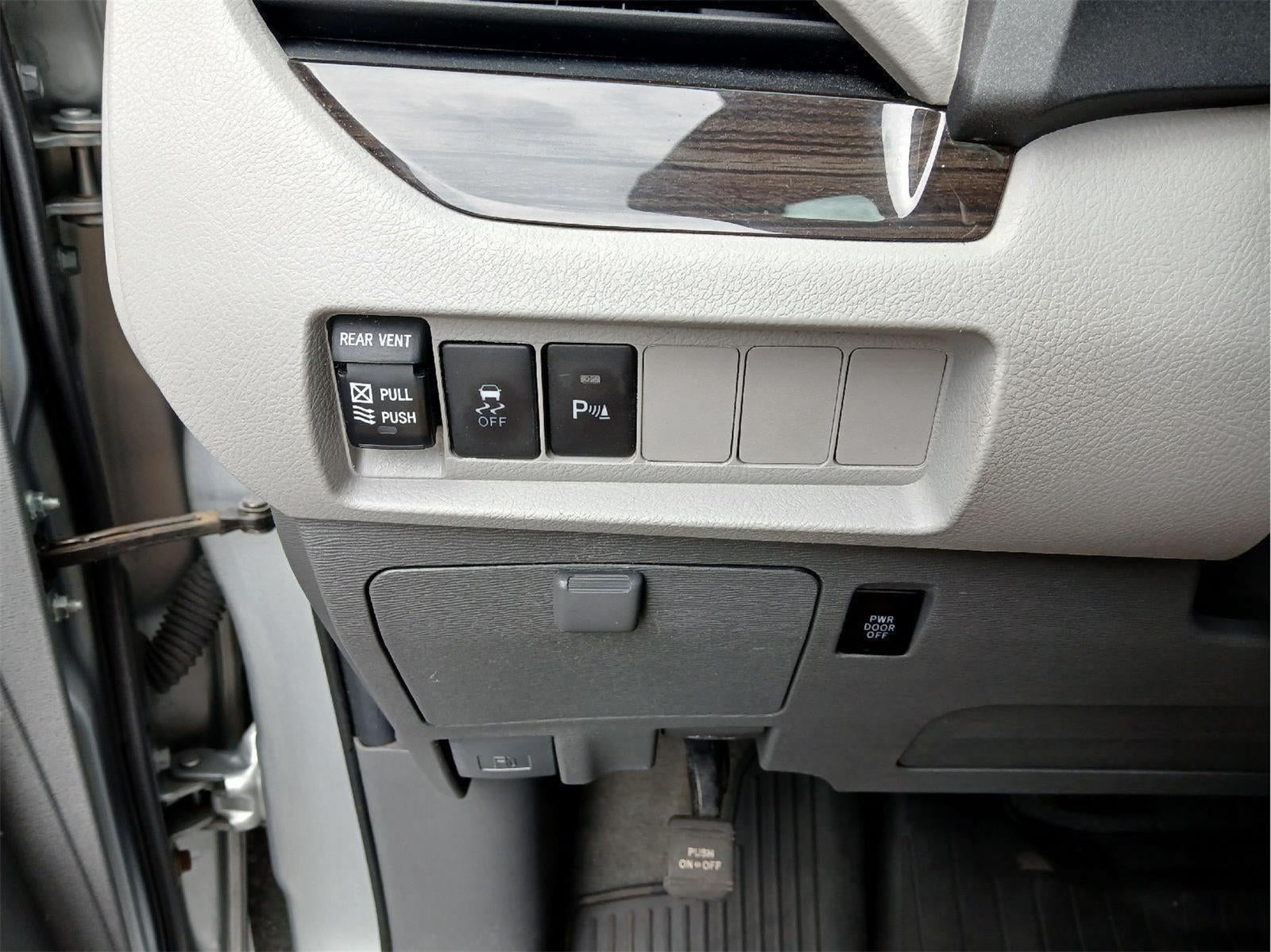 2020 Toyota Sienna XLE 7-Passenger