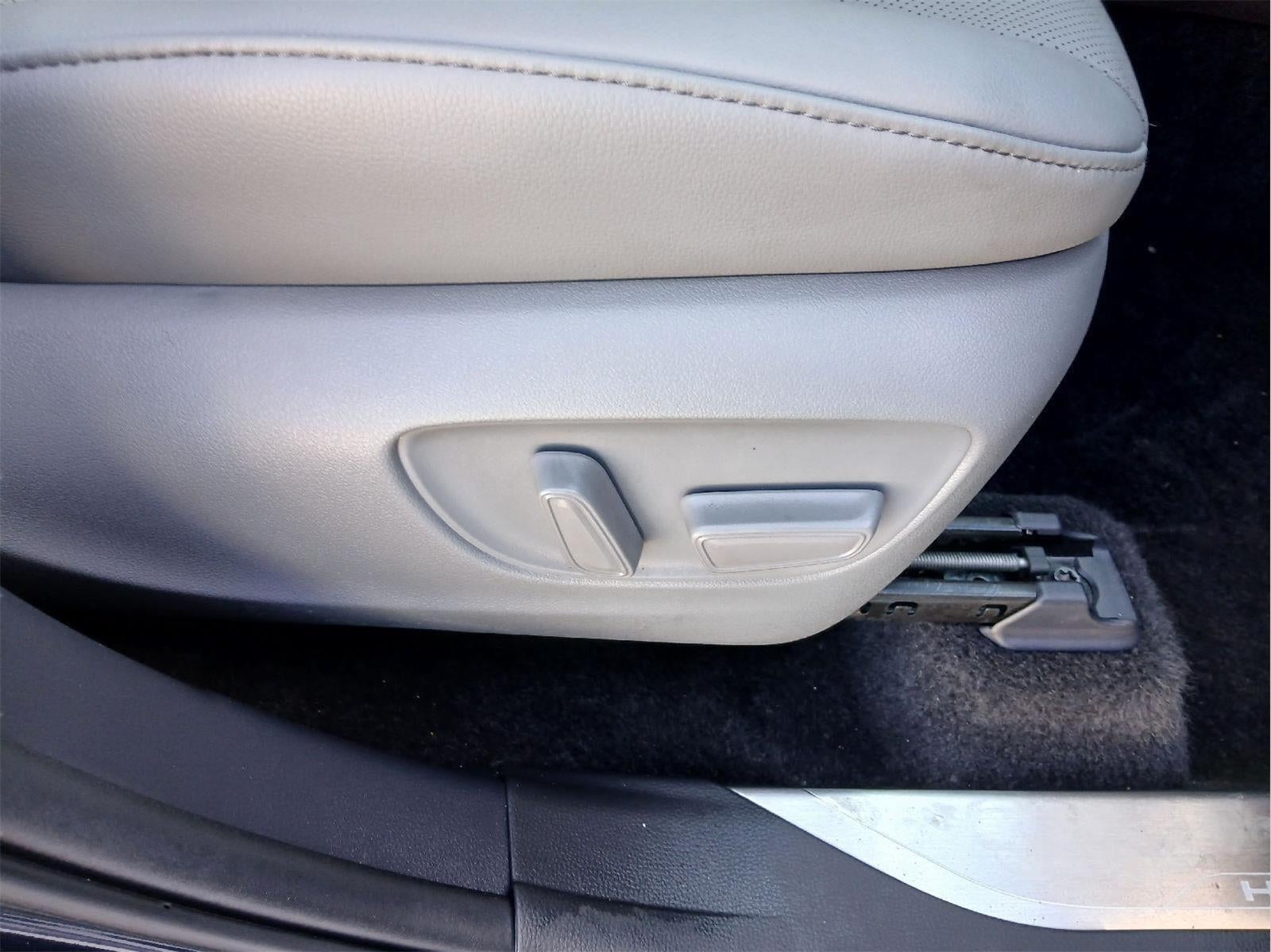 2025 Toyota HIGHLANDER HEV Platinum