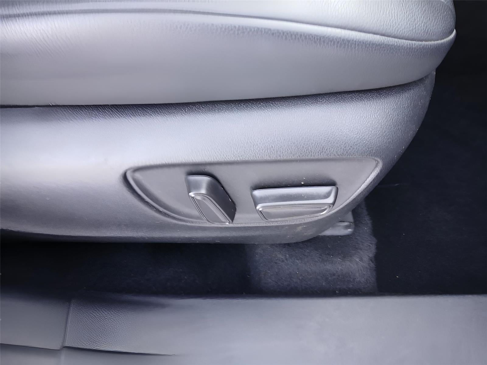 2022 Toyota HIGHLANDER HYBRD XLE