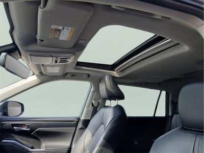 2025 Toyota HIGHLANDER XLE
