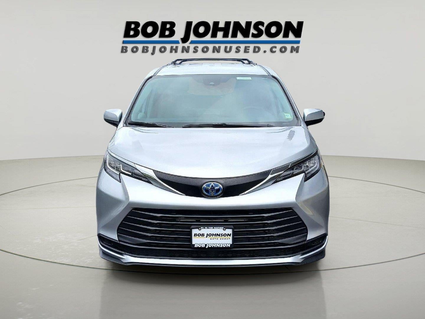 2022 Toyota Sienna LE