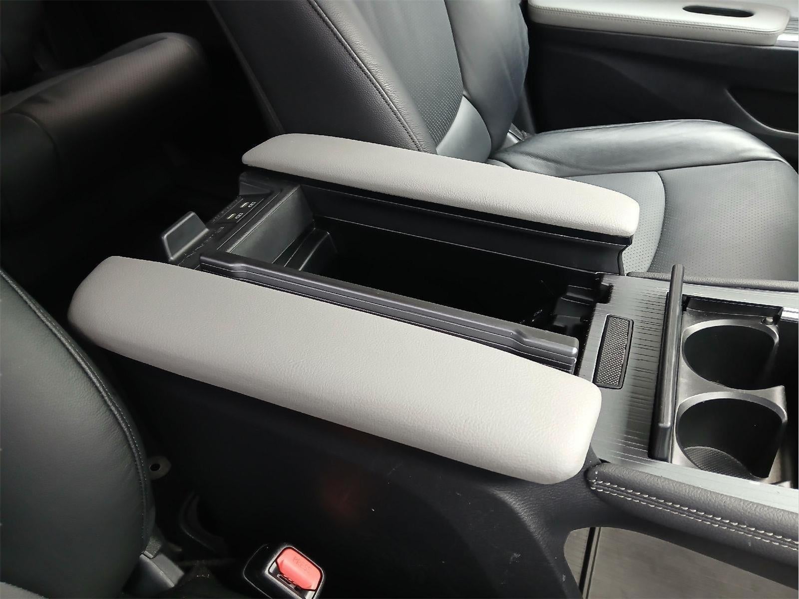 2025 Toyota SIENNA LE AWD LE 8-Passenger