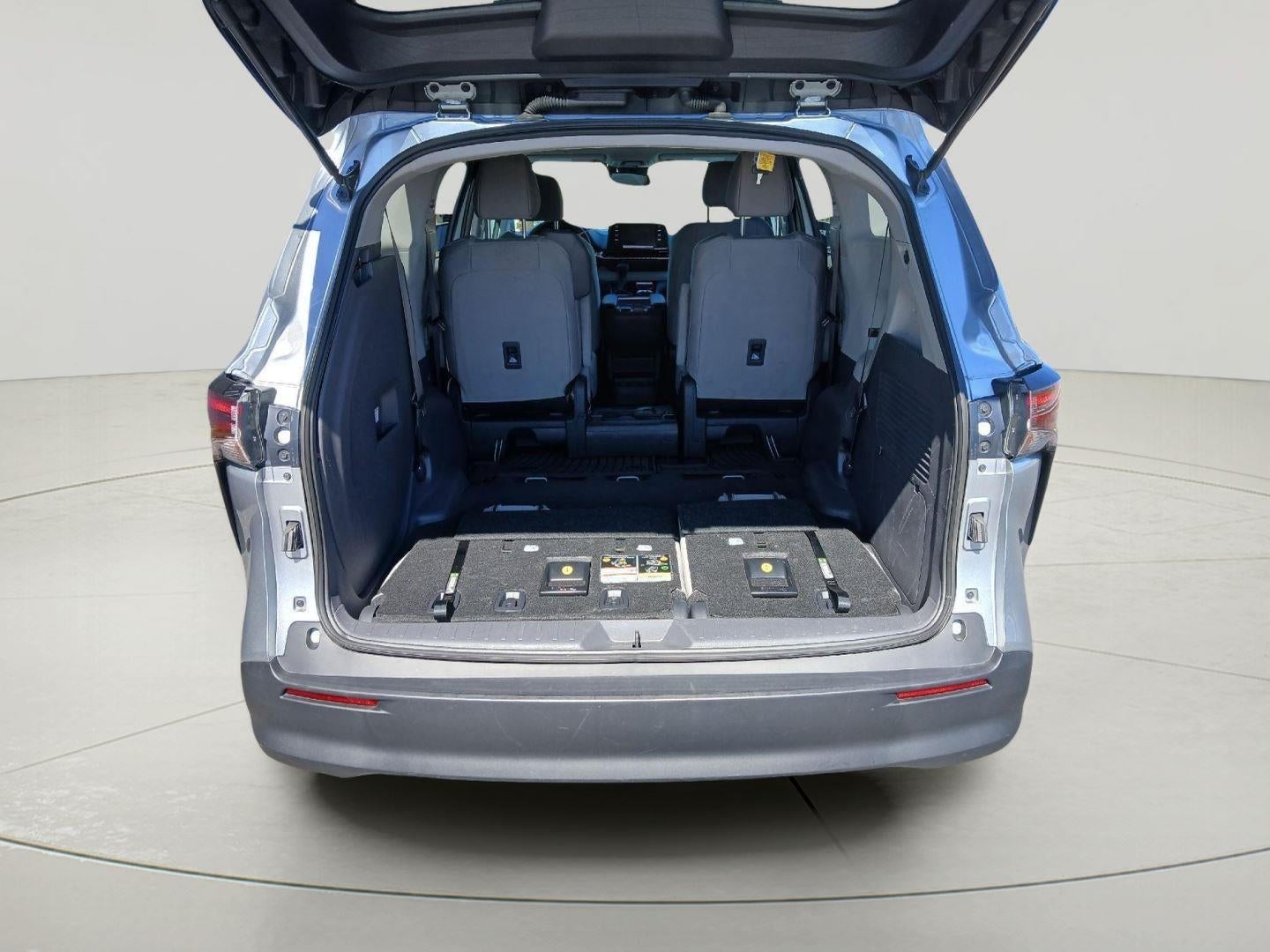 2024 Toyota SIENNA LE AWD LE 8-Passenger