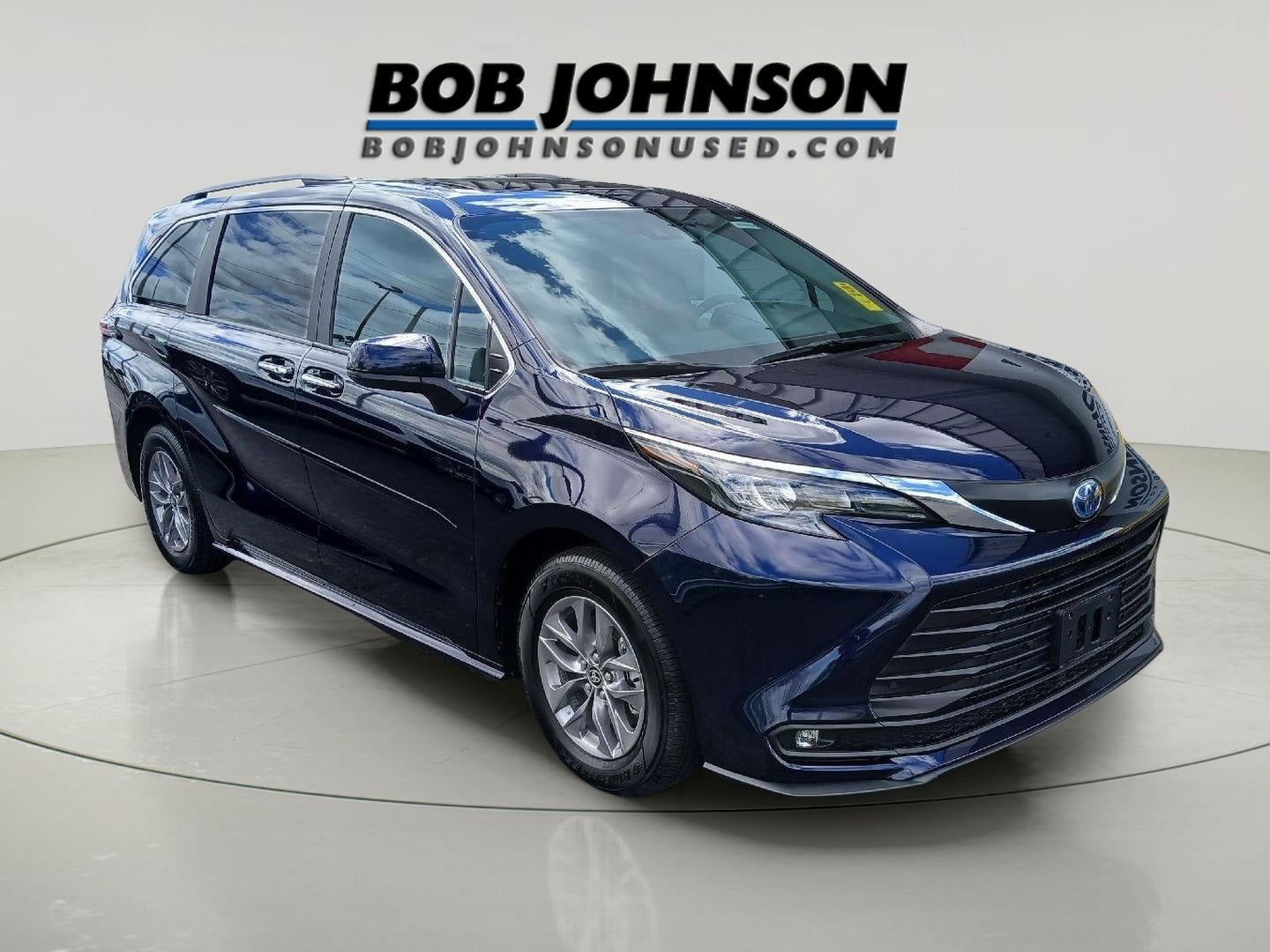2025 Toyota Sienna XLE 7-Passenger