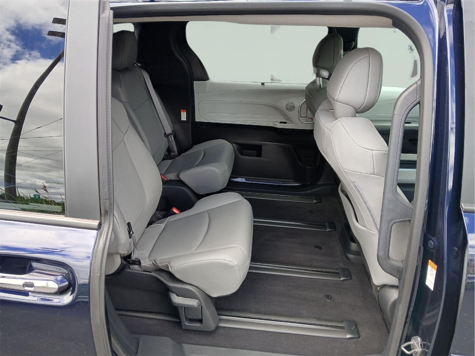 2025 Toyota Sienna XLE 7-Passenger