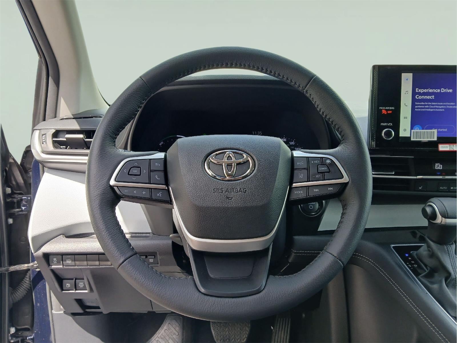 2025 Toyota Sienna XLE 7-Passenger