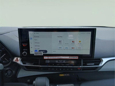 2025 Toyota Sienna XLE 7-Passenger