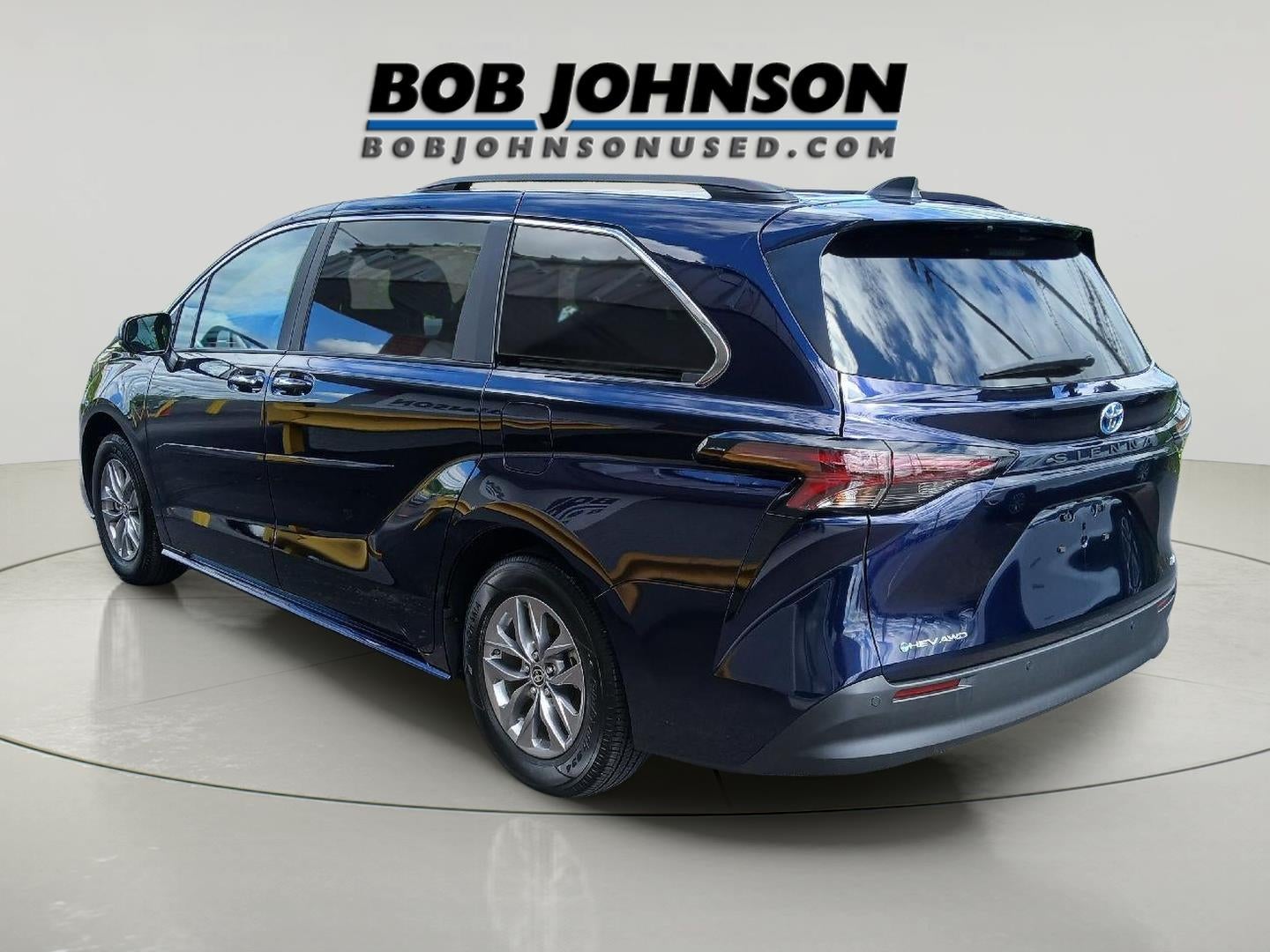 2025 Toyota Sienna XLE 7-Passenger