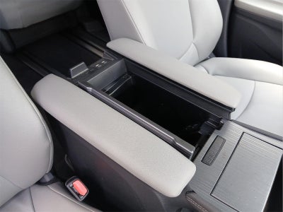 2025 Toyota Sienna XLE 7-Passenger