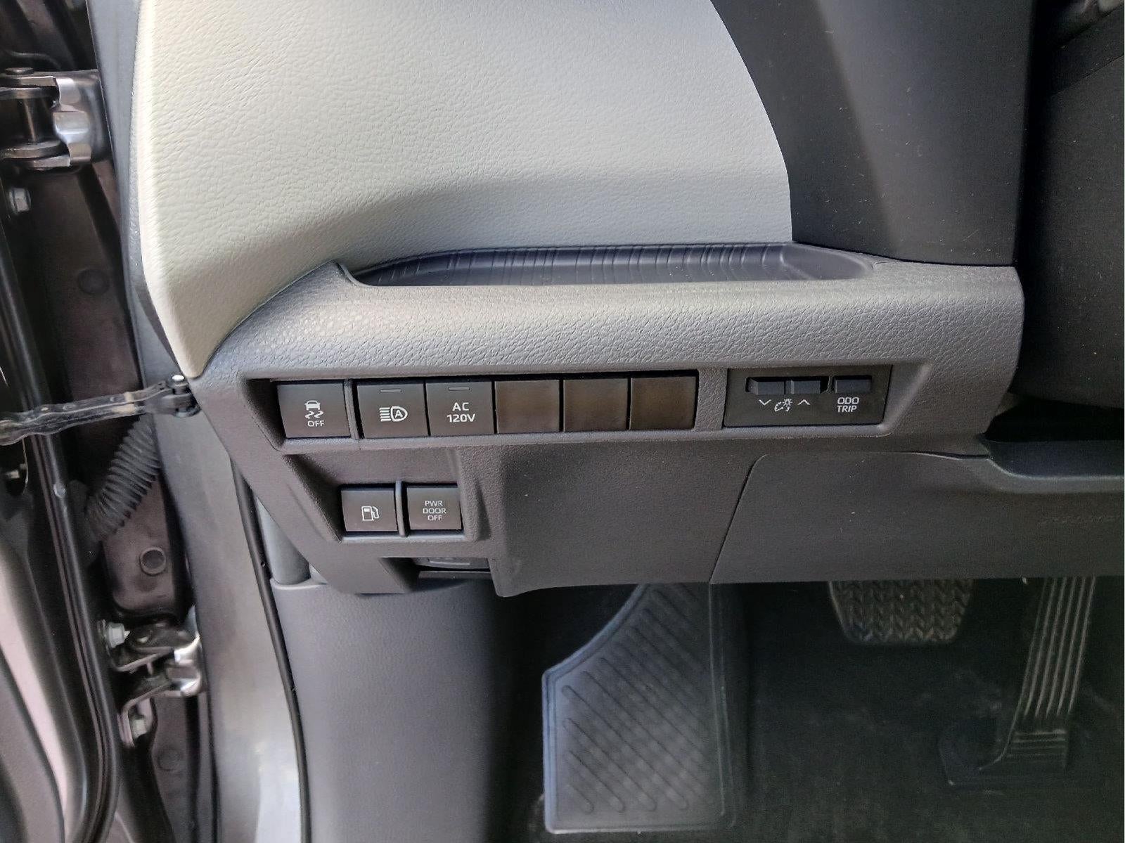 2024 Toyota Sienna Limited 7-Passenger