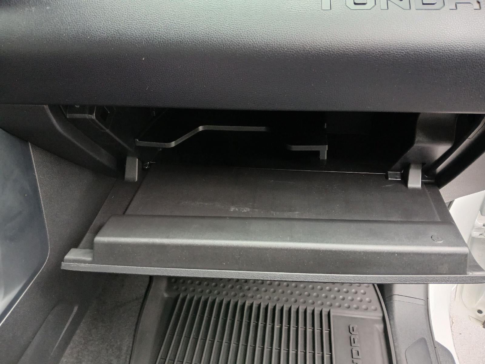 2025 Toyota TUNDRA 4X4 SR5