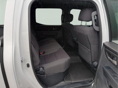 2025 Toyota TUNDRA 4X4 SR5