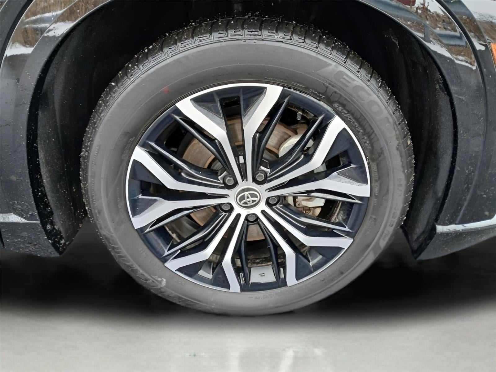 2025 Toyota CROWN SIGNIA XLE **FLEX BUY $550/Monthly**