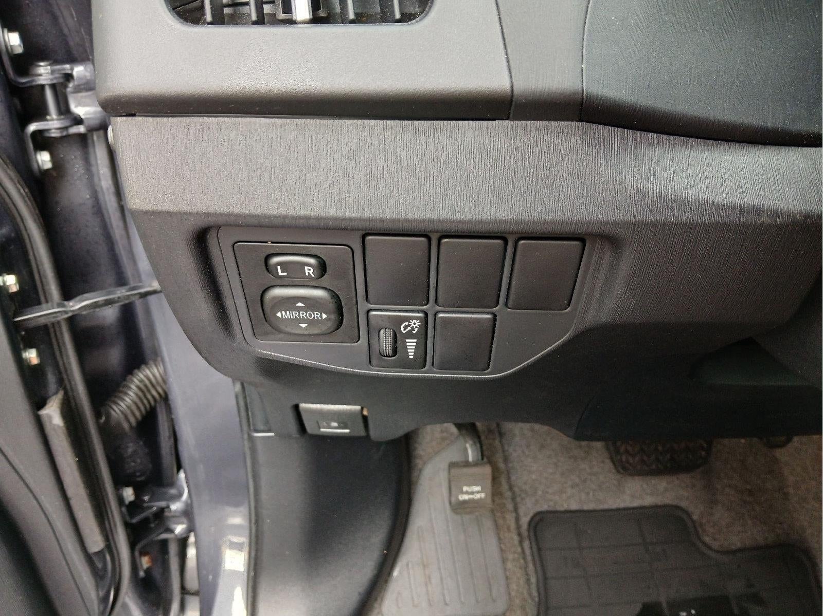 2015 Toyota PRIUS Three