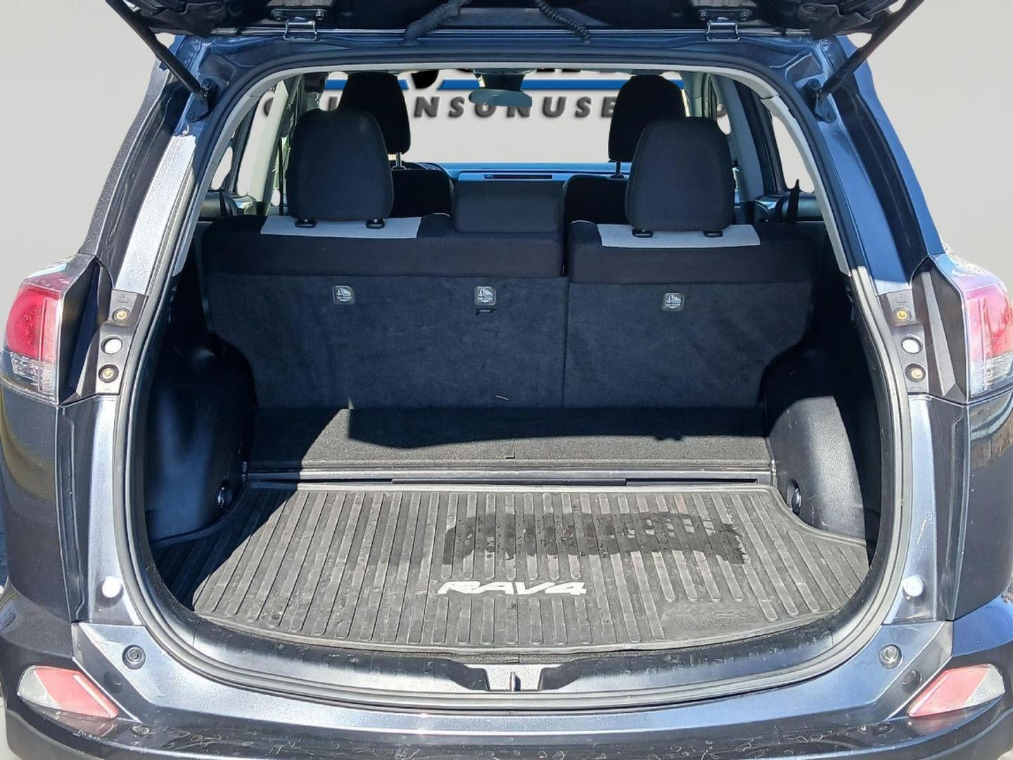 2017 Toyota RAV4 HYBRID XLE