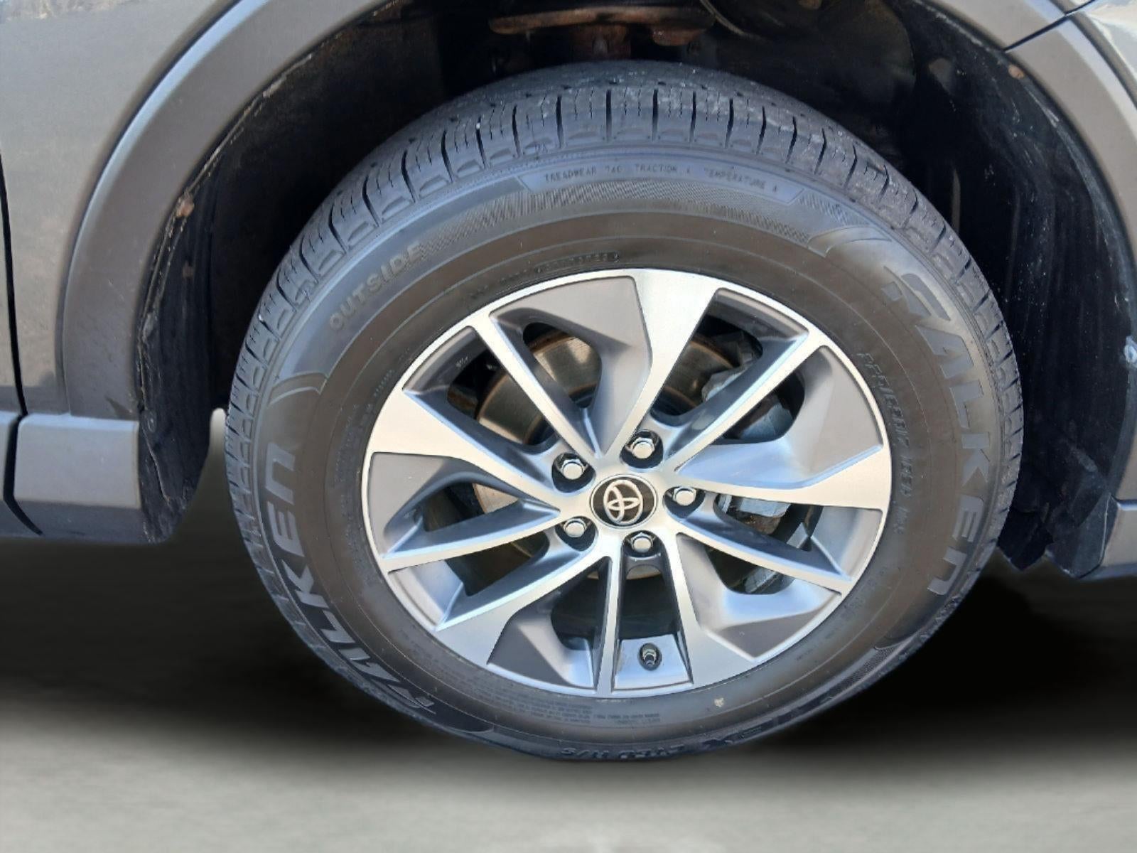 2017 Toyota RAV4 HYBRID XLE