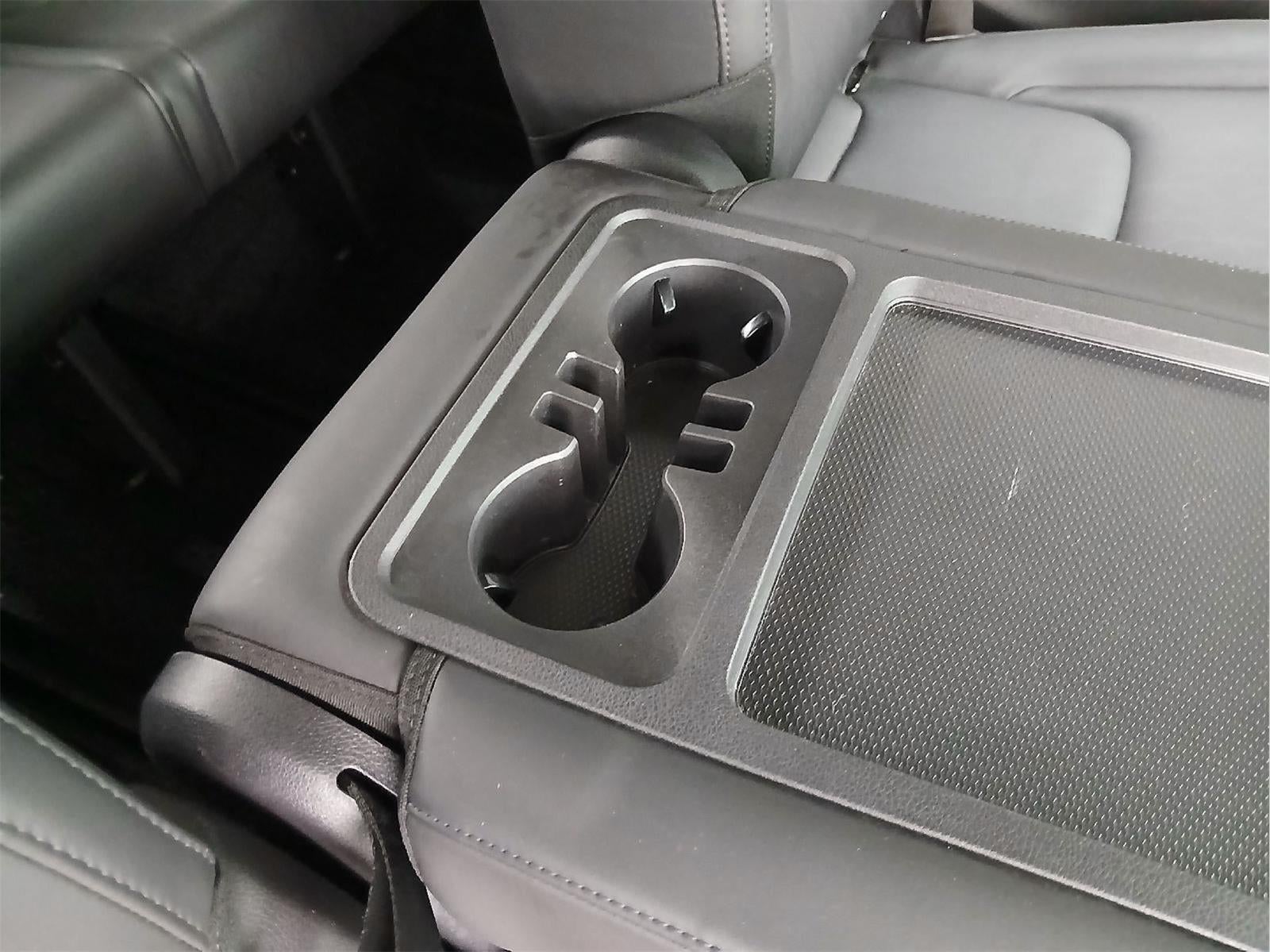 2023 Kia Carnival EX