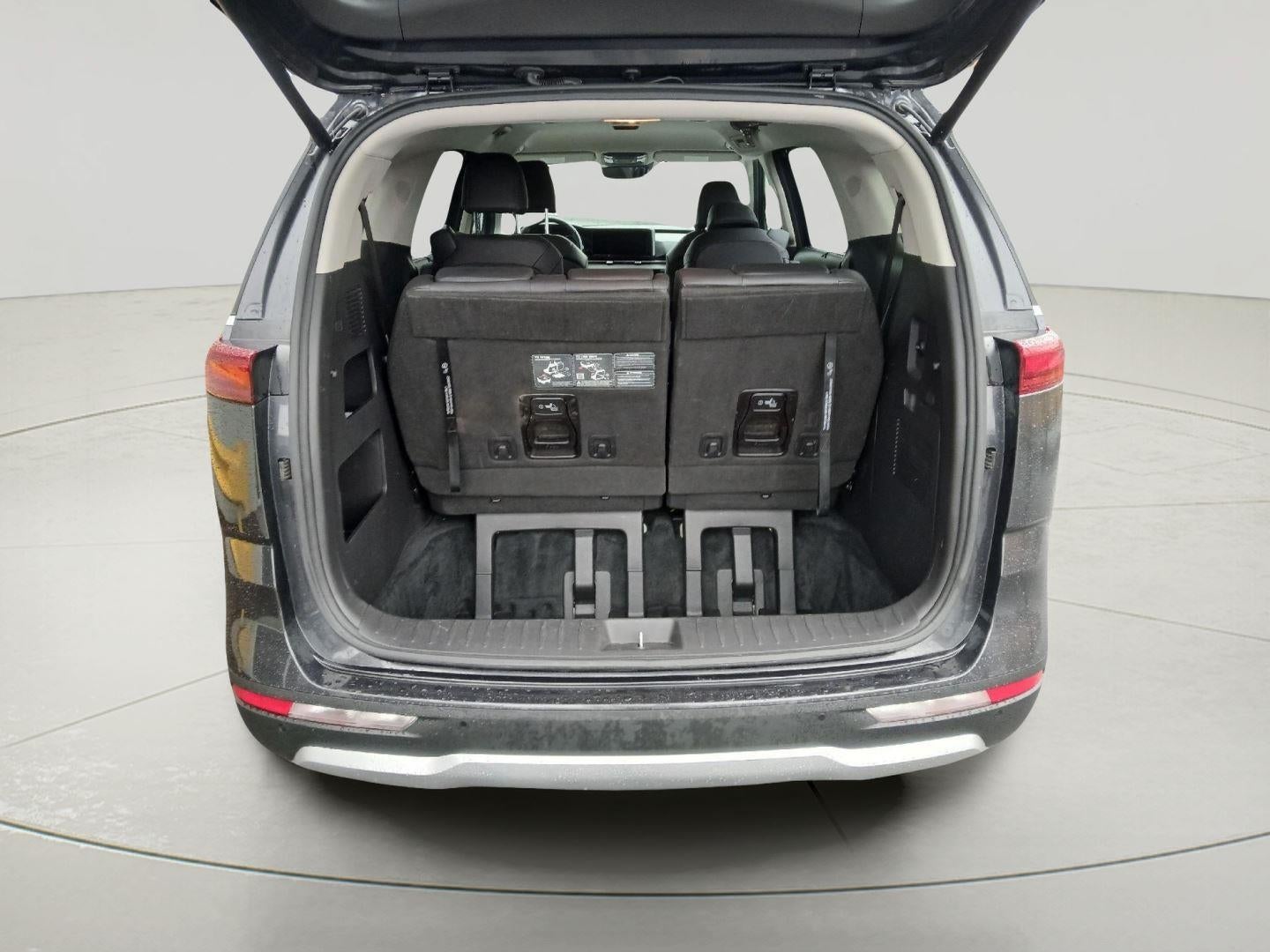 2023 Kia Carnival EX