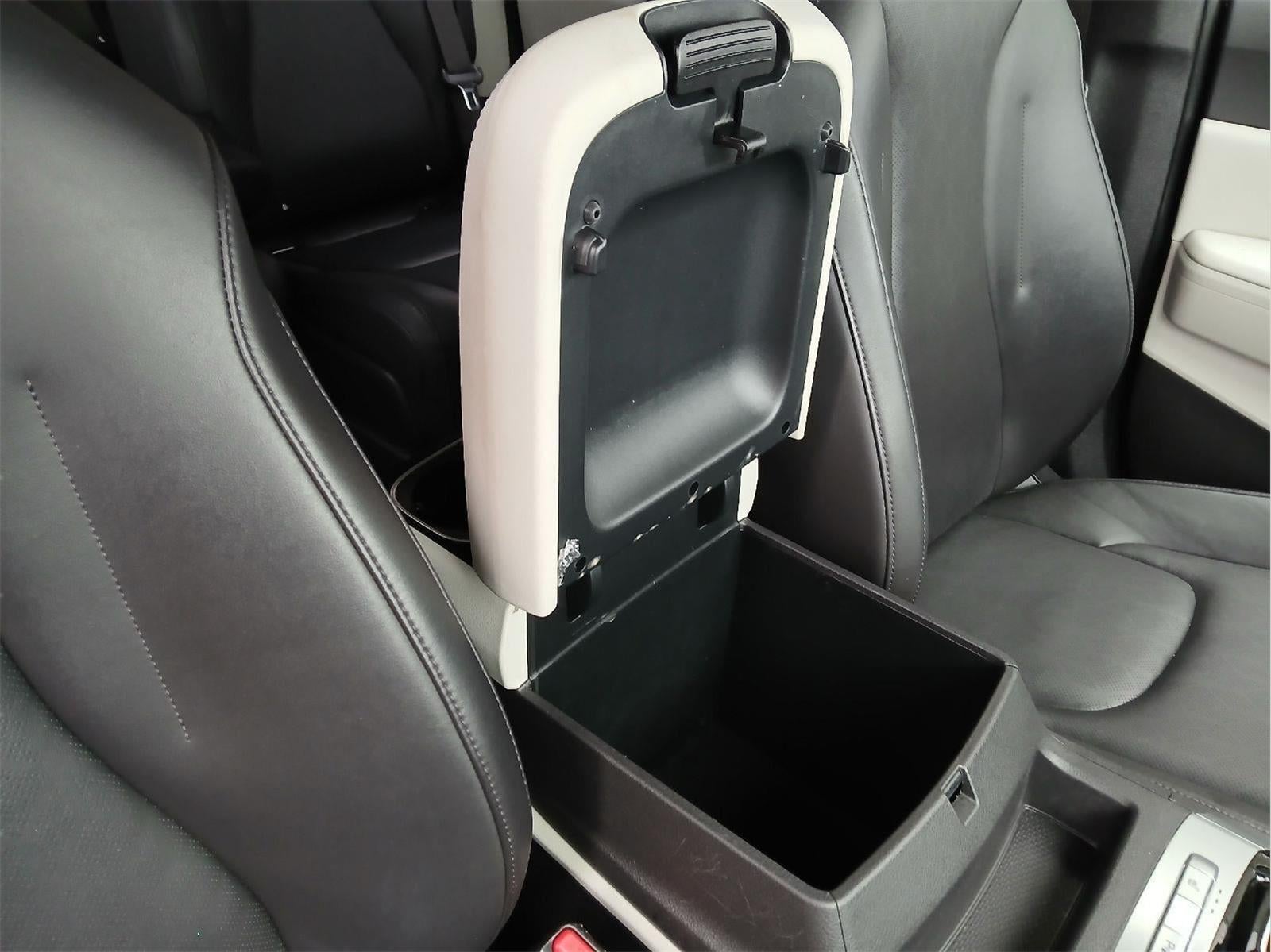 2023 Kia Carnival EX