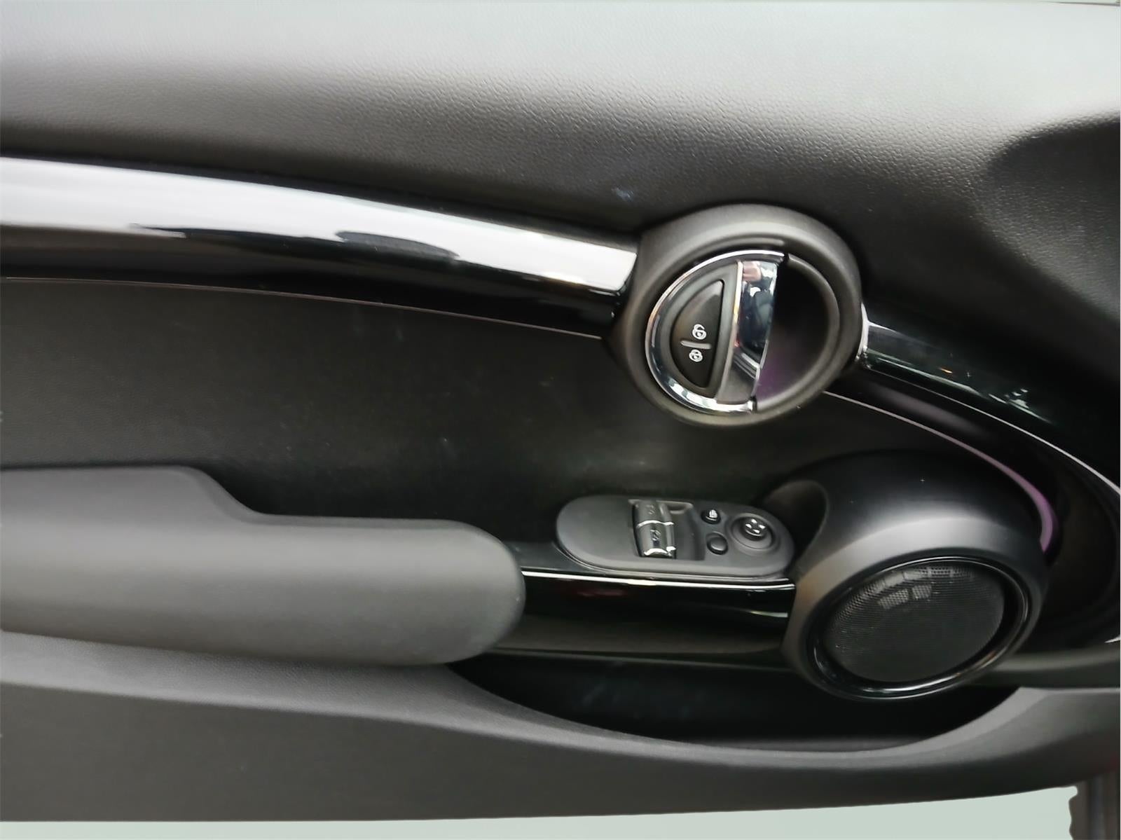 2022 MINI Hardtop Cooper SE